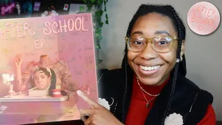 UNBOXING MELANIE MARTINEZ AFTER SCHOOL EP VINYL! 💿🤯 (IT’S SO PRETTY!)