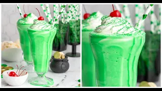 Copycat McDonalds Shamrock Shake Recipe (4 Ingredients!)