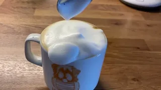 Как взбить хорошую пенку для кофе дома