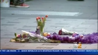 Fans Mourn Prince