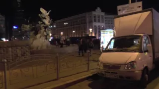 ДКУ завозит дрова на Майдан .