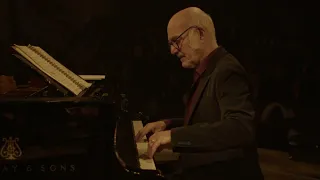Ludovico Einaudi - Walk (Live from Teatro dal Verme, Milano)