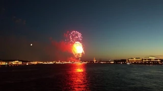 Фейерверк на день ВМФ с литейного моста 🎆 🎆 🎆