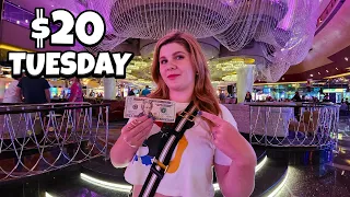 How Long Will $20 Last in Slot Machines at COSMOPOLITAN in Las Vegas?!