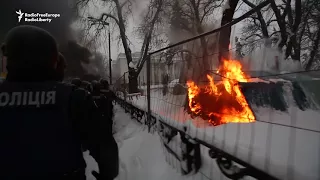 Police Raid Protest Camp In Kyiv, Detain Dozens