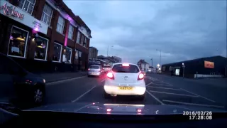 FG09 OPD Range Rover Overtake - RoadHawk HD Dash Cam