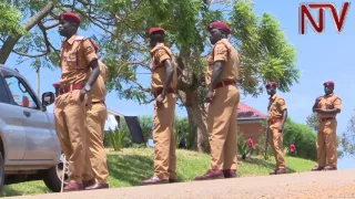 Kizza Besigye  blocked  from visiting Stella Nyanzi, allowed to visit MP Munyagwa