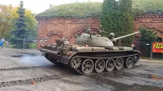 Odpalanie czołgu T-55 U