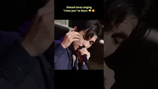 Dimash singing "I love you" to fans