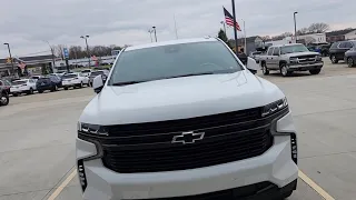 2023 Chevrolet Suburban RST Walk-around