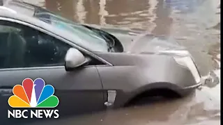 Watch: Rare Flash Floods Hits Jeddah, Saudi Arabia