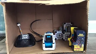 Cozmo goes to the bank