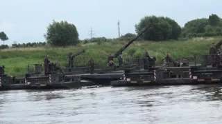 Bundeswehr sPiBtl 901 Minden Zusammenbau & Fährbetrieb mit der Amphibie M3 auf der Weser 2.7.2016