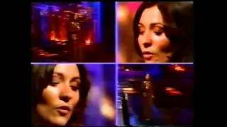 Countdown (Australia)- John Farnham Introduces Linda George- March 1, 1975