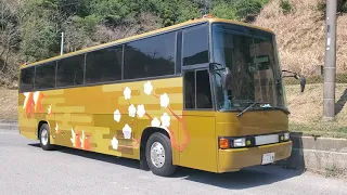 【サロンバス】昭和63年式日野ブルーリボン🎀非常口がないサロンバス🚌サロンバス#ブルーリボン#名阪近鉄バス輝き#トヨタ#用心バス#用心棒#非常口 #日野 #色違い#ドルフィン#19#昭和時代#たくへぇ