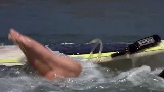Shark Zone (2003): male surfer eaten (zoom)