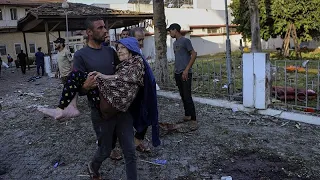 Евродепутаты требуют "гуманитарной паузы" для спасения людей в Газе