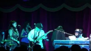 (HD) Nigel Hall Band - I Do Love You - Brooklyn Bowl - Brooklyn, NY - 3.8.11