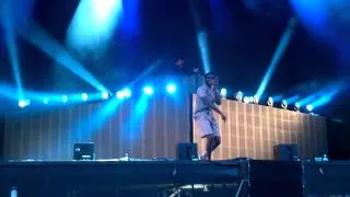 Tinie Tempah. Lover not a fighter (Intro). VFestival Weston Park 16.08.14