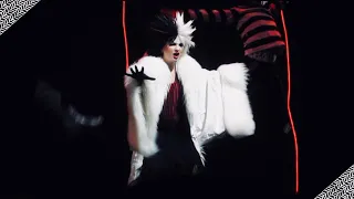 Disney Cruise Line: Villains Tonight! Cruella de Vil's Fashion Show 🐶