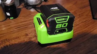 Greenworks 80v 2Ah battery not charging after just 5-6 cycles, less than 1 year of use