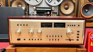 Amply ACCUPHASE 👉E - 303 ( Hoa Hậu - Mặt Đẹp Ko tì Vết , Mặt Hanh Hanh Vàng Good ) Ruột Đẹp Như Mới