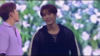 BTOB - Wind And Wish • Weverse Con Festival 230611