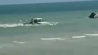 Toyota Landcruiser in water