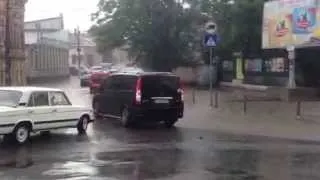 Чернівці після зливи. 25 травня 2013. вулиця Руська с.2