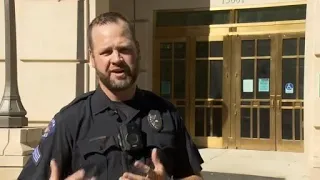 Officer describes gruesome scene inside Aurora apartment