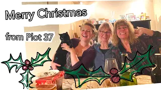 #90 The Christmas Day Vlog || Plot 37
