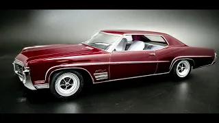 1970 Buick Wildcat 455 V8 Hardtop 1/25 Scale Model Kit Build How To Assemble Paint Decal Interior