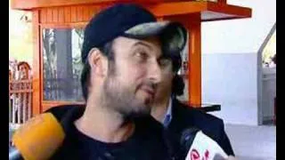 Tarkan speaks to Ardi Pulaj in Skopje (In English)