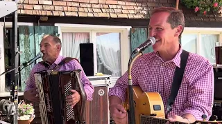 Alpenstarkstrom auf der Blockhütte Oberstaufen, Video 1, Sept. 23, Partyband, Alpenstarkstrom,