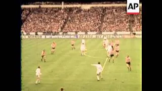 ENGLISH CUP FINAL - IN COLOUR