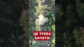 😈Уххх! Під БАХМУТОМ підірвали ворожу БМП