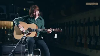 Thompson DM-A played by Molly Tuttle
