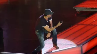 Enrique Iglesias - No Me Digas Que No - Live concert Minneapolis 2012