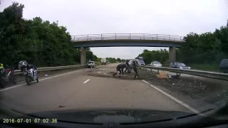 20160701 070129 N Aftermath of crash on A120