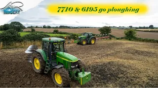 7710 & 6195R John Deere go ploughing with 11 furrows - A Moore Contracting