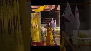 yellow dress girl dance #viral #india #college #dance