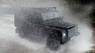 ⁴ᴷ Land Rover Defender Compilation in Rufford Ford