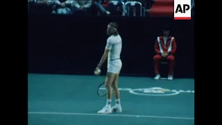 SYND 28 4 1982 SWEDEN'S BJORN BORG WINS THE SUNTORY TENNIS TOURNAMENT IN TOKYO