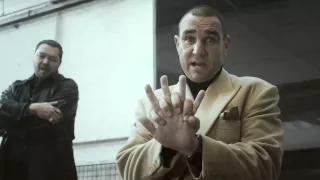 Vinnie Jones Hands-Only CPR (Rus dub)