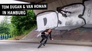 Engelschöre und unmögliche Airs: Tom Dugan und Van Homan in Hamburg (2013) | freedombmx