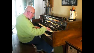Mike Reed plays Charlie Chaplin's "Smile" on his Hammond Organ