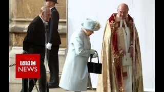 Royal wedding:  the Queen arrives- BBC News