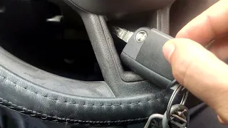 Замена батарейки в ключе Skoda Octavia A7 (как открыть крышку брелка,как открыть саму машину)