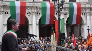 Bella Ciao in piazza Loggia