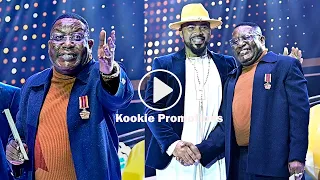 Ebonies' Dr. Bossa Loudly Begs Nigerian's Ramsey Noah Selfie in Public at Ikon Awards